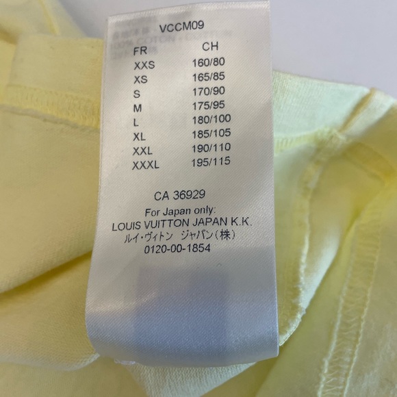 Authentic Louis Vuitton “Inside Out” - yellow men’s Cotton T-shirt - Picture 9 of 12
